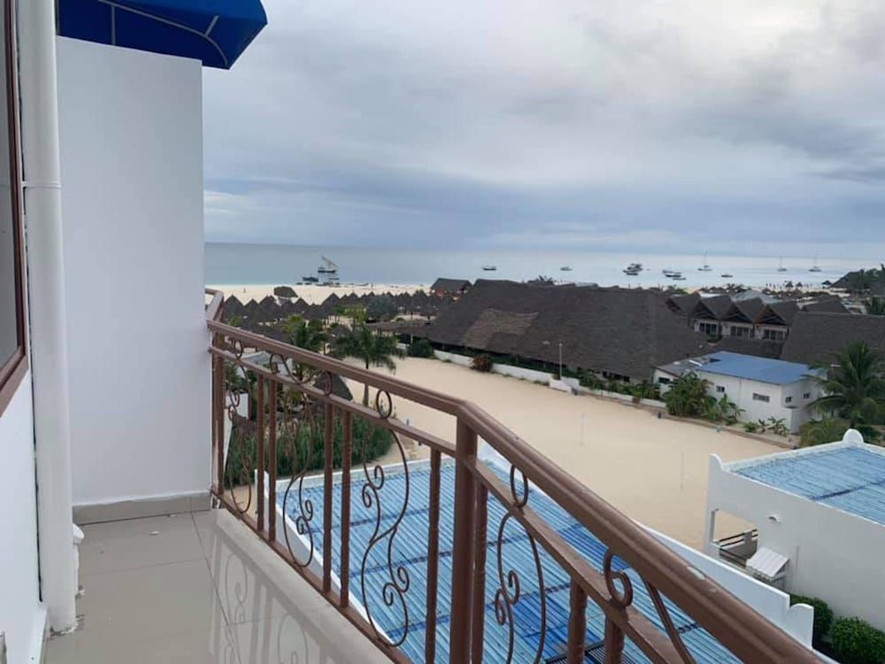 Mocco Beach Villa Economy Double Room, 1 King Bed, Terrace 8