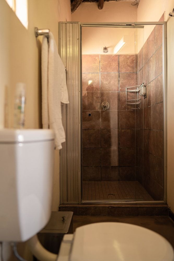 Tshukudu Game Lodge Classic Room 4