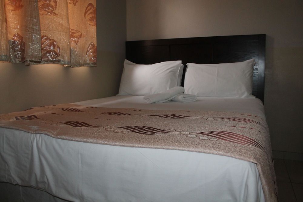 Miraton Guest Lodge Standard Room, 1 Queen Bed 5