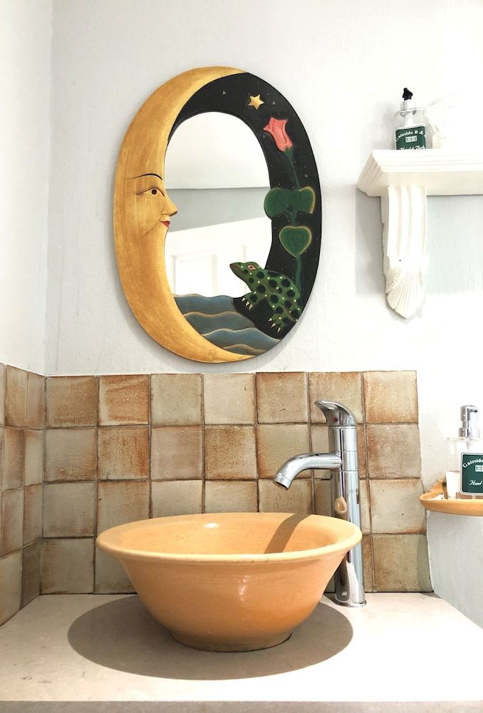 Gateside Guest House Comfort Studio, Fireplace 4