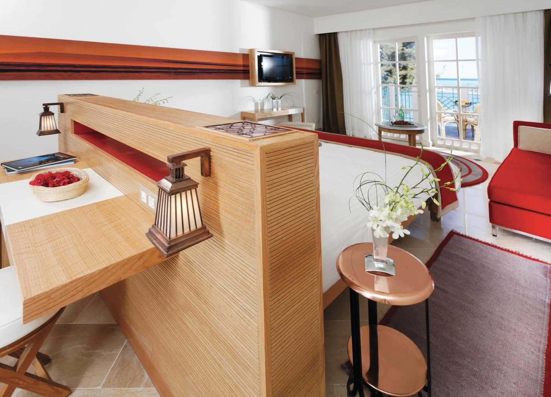 Deluxe King Sea View