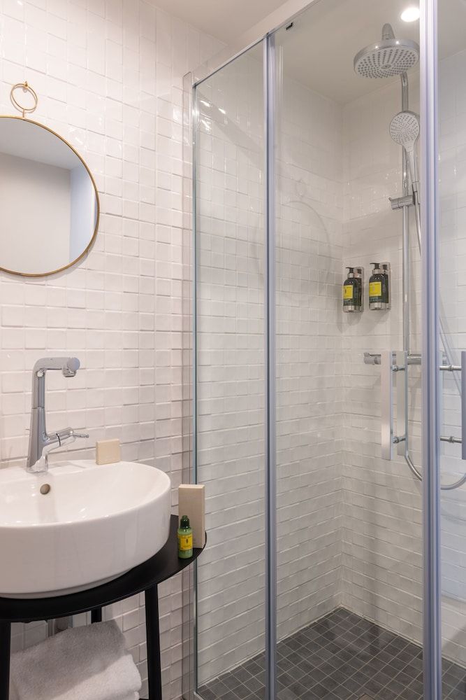 undefined Hotel Touraine Opera 5