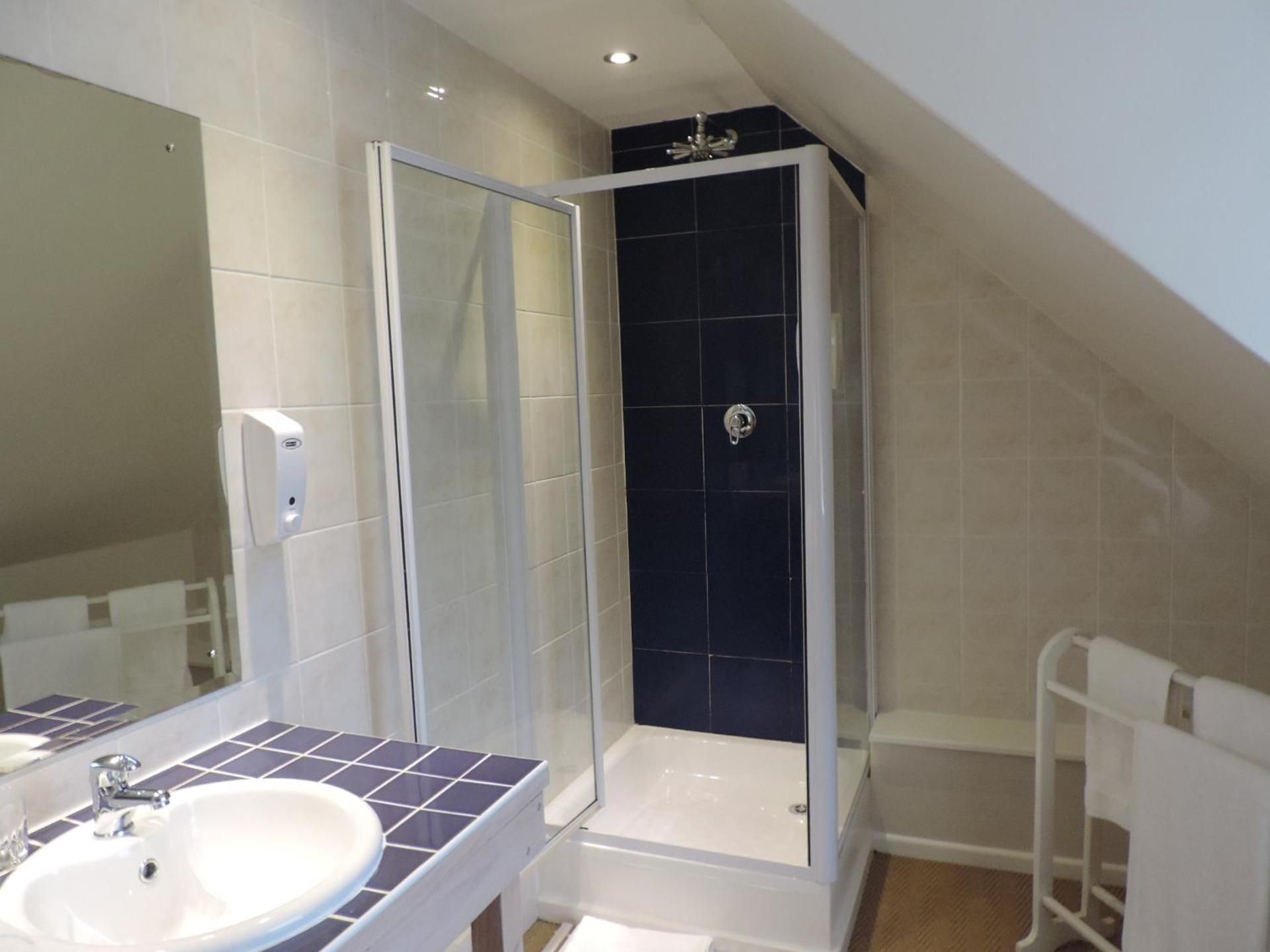 Family Room with Garden View