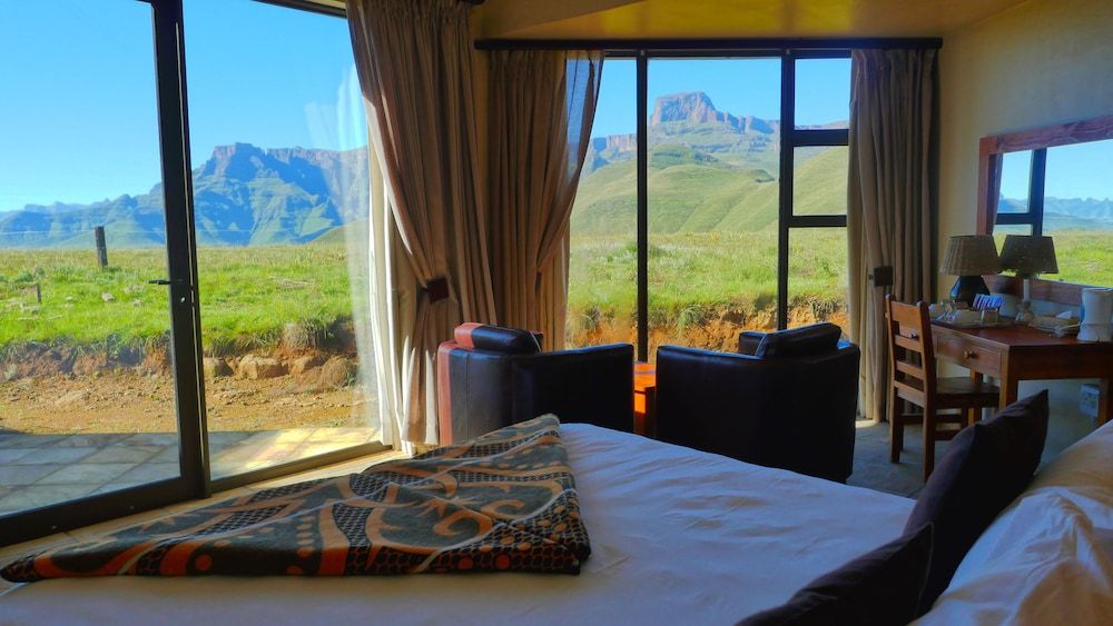 Witsieshoek Mountain Lodge Standard Room, 1 Bedroom, Accessible, Mountain View (Sentinel) 3