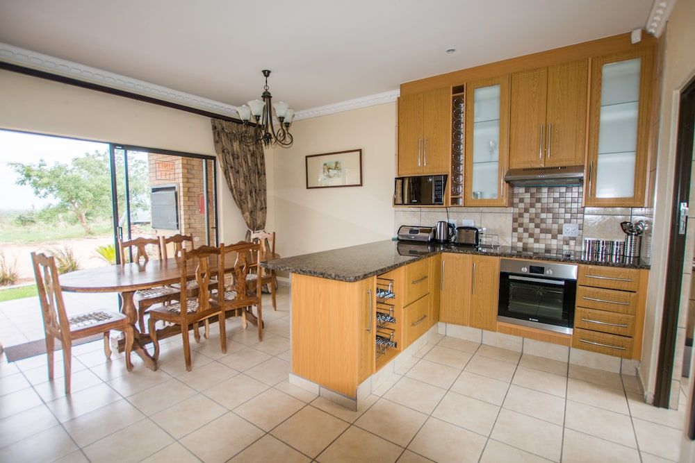 HoyoHoyo Acorns Lodge One Bedroom Duplex Unit 4