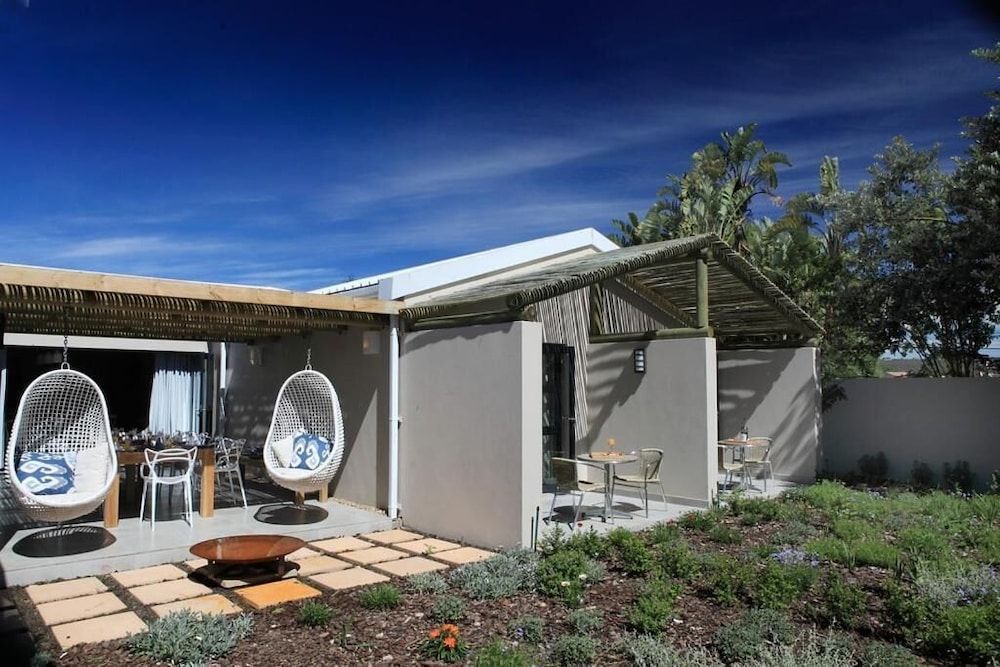 undefined Scallop Guest Lodge 2