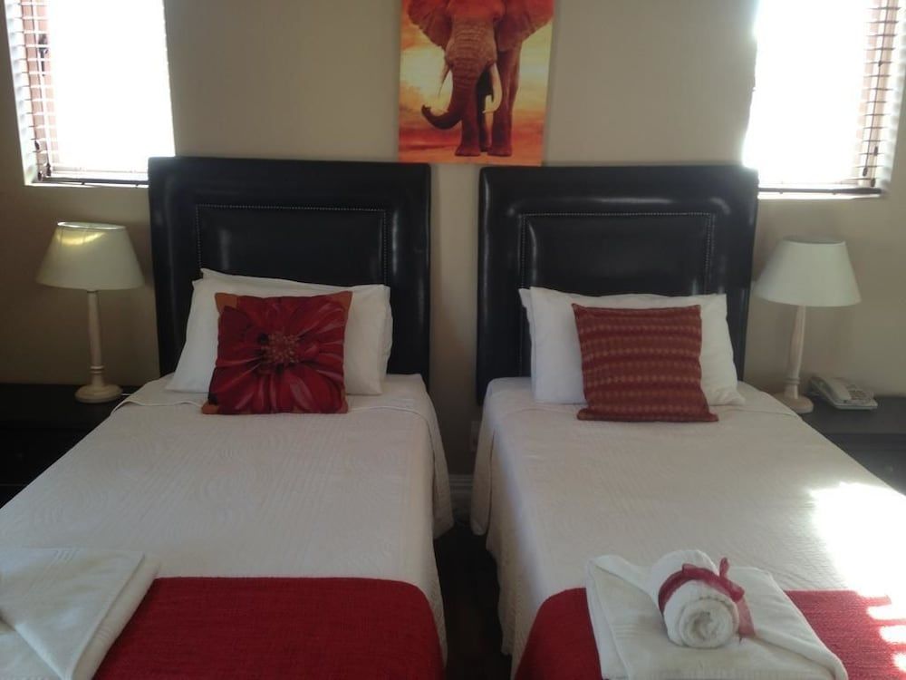 Albatross Guest House Luxury Double Room 27