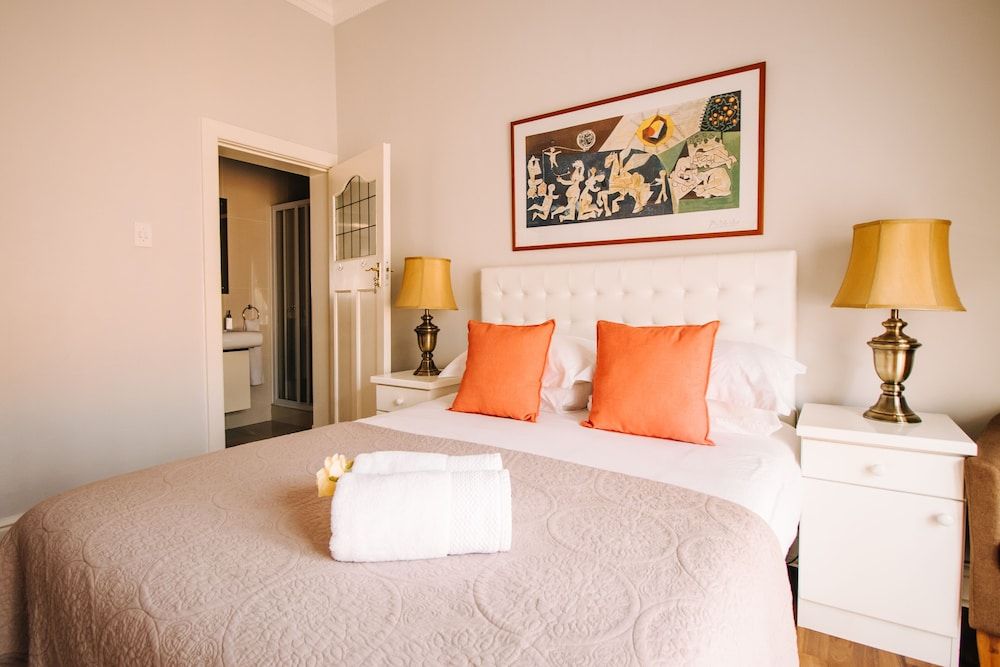 Albatross Guest House Luxury Double Room 12