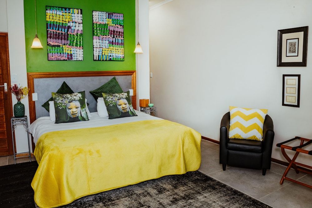 Ons Dorpshuis Guest House Deluxe Double or Twin Room 3