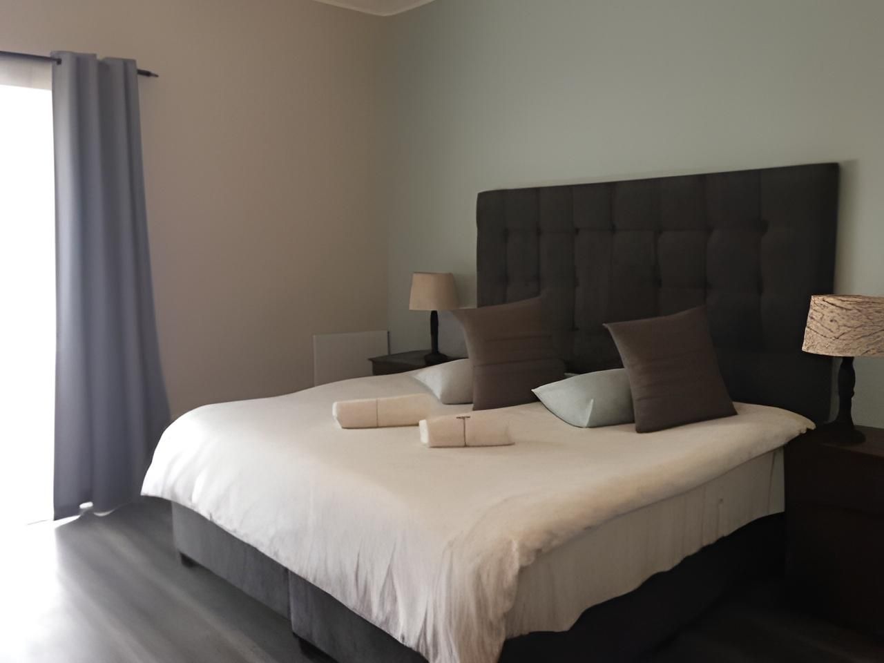 Spring Tide Inn Suite with Balcony