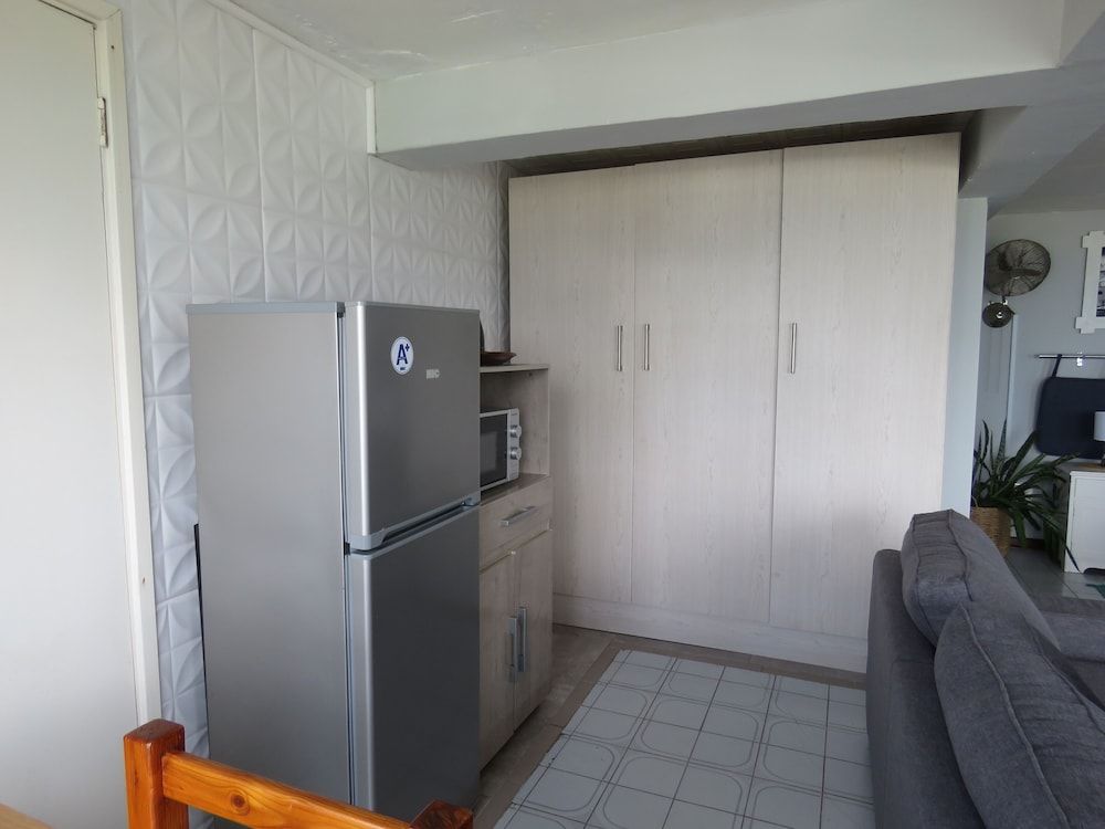 Beachcomber Bay - Guest House Room 5 4