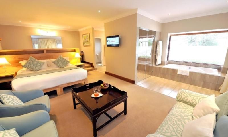Superior King Suite