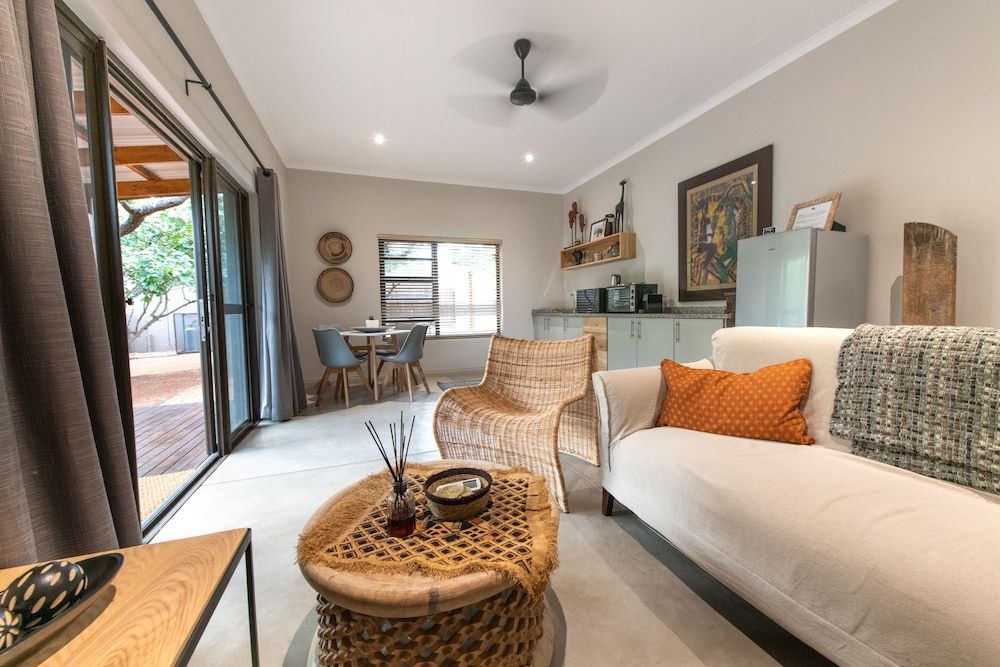 Nyaleti Lodge 312 Self Catering Cottage