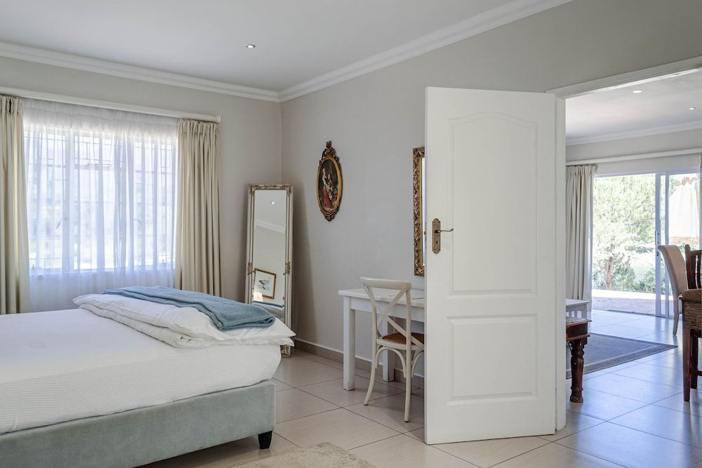 Vineyard Cottage 10
