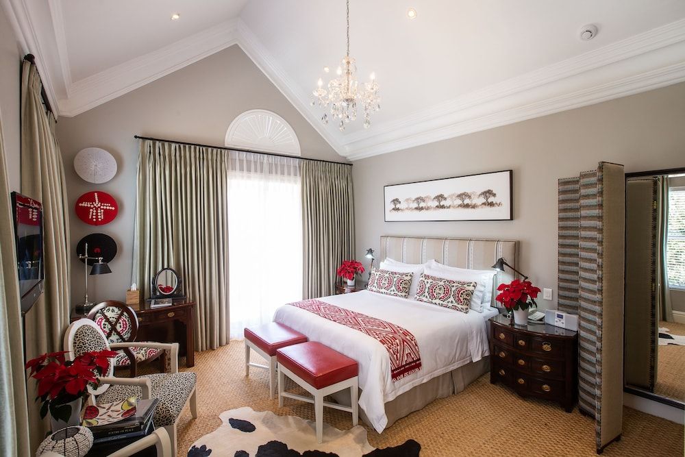 Luxury Double or Twin Room (Afro-Chic)