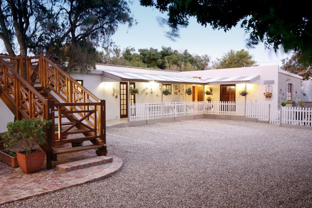 undefined The Potting Shed Guest House 5