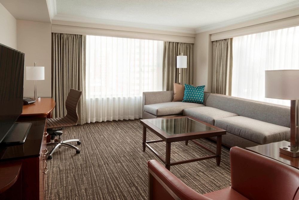 undefined Marriott Downtown at CF Toronto Eaton Centre 2