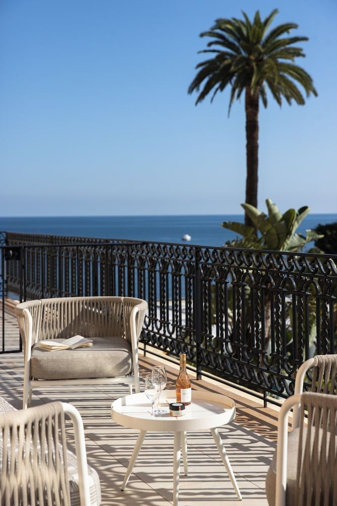 Suite, 1 Bedroom (Sea and Garden)