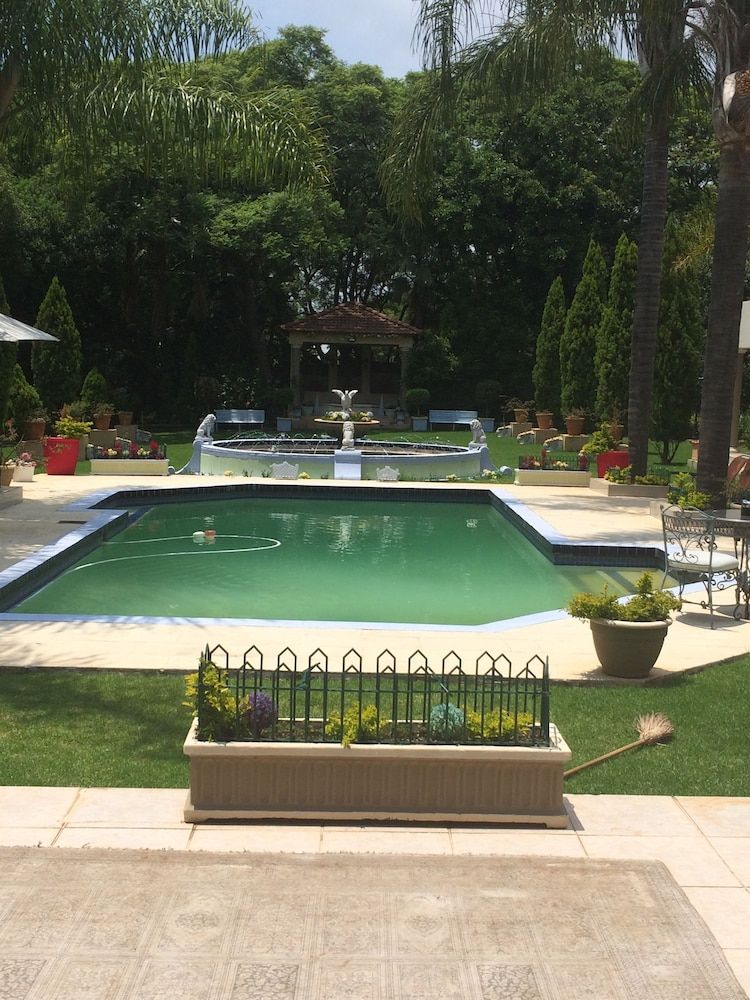 undefined Bed and Breakfast on Melrose 6