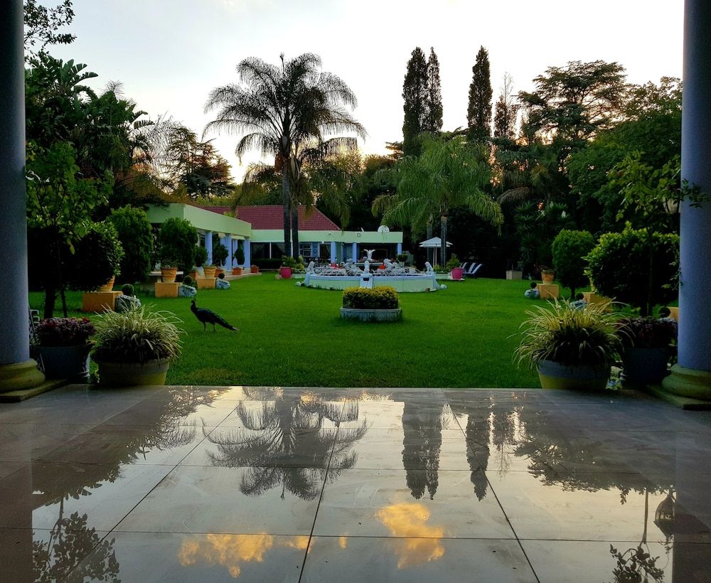 undefined Bed and Breakfast on Melrose 5