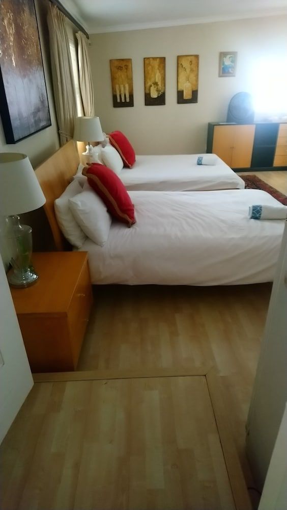 undefined Bed and Breakfast on Melrose 2