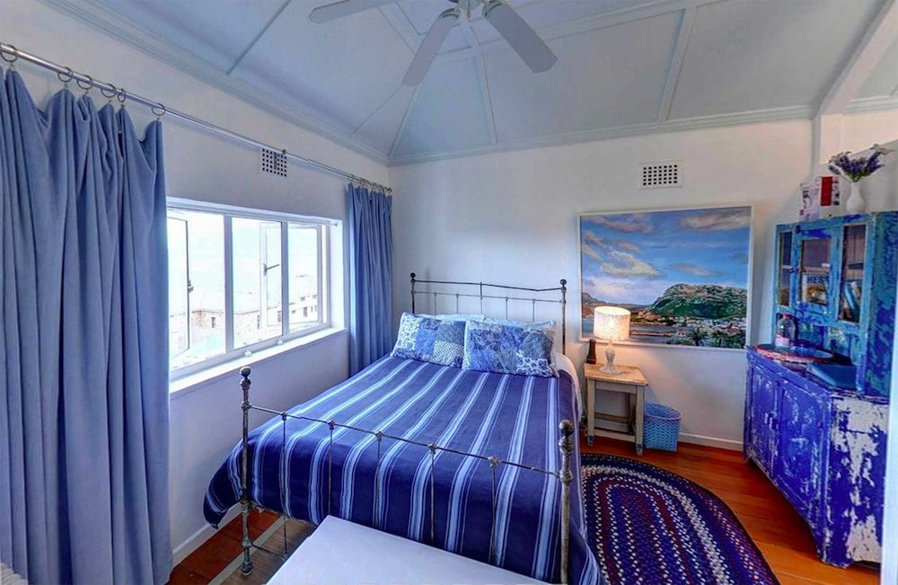 undefined Blue On Blue Bed and Breakfast 3