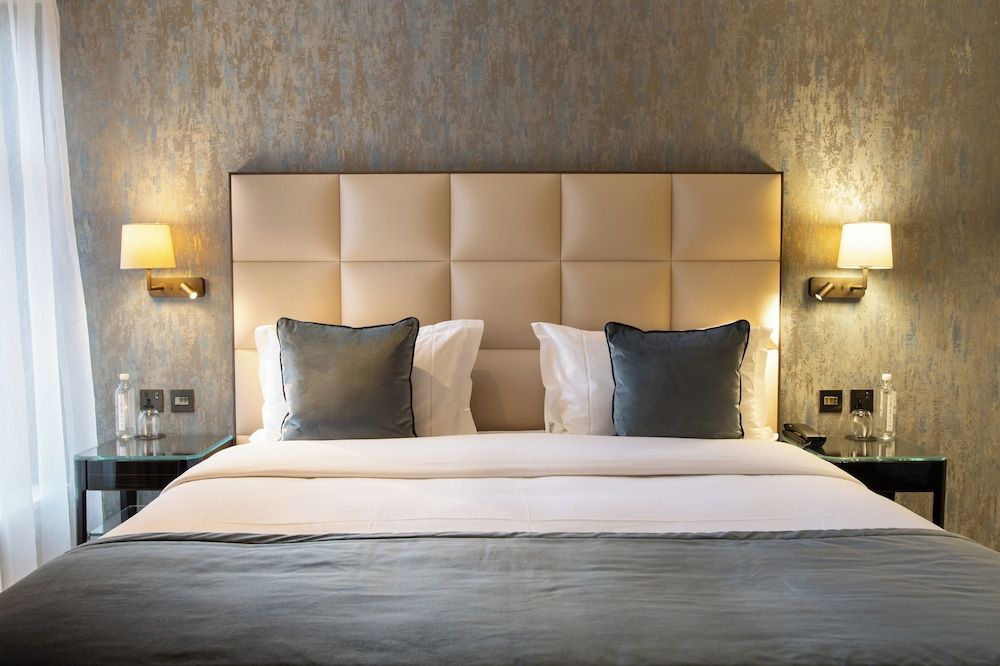 The Signature Room