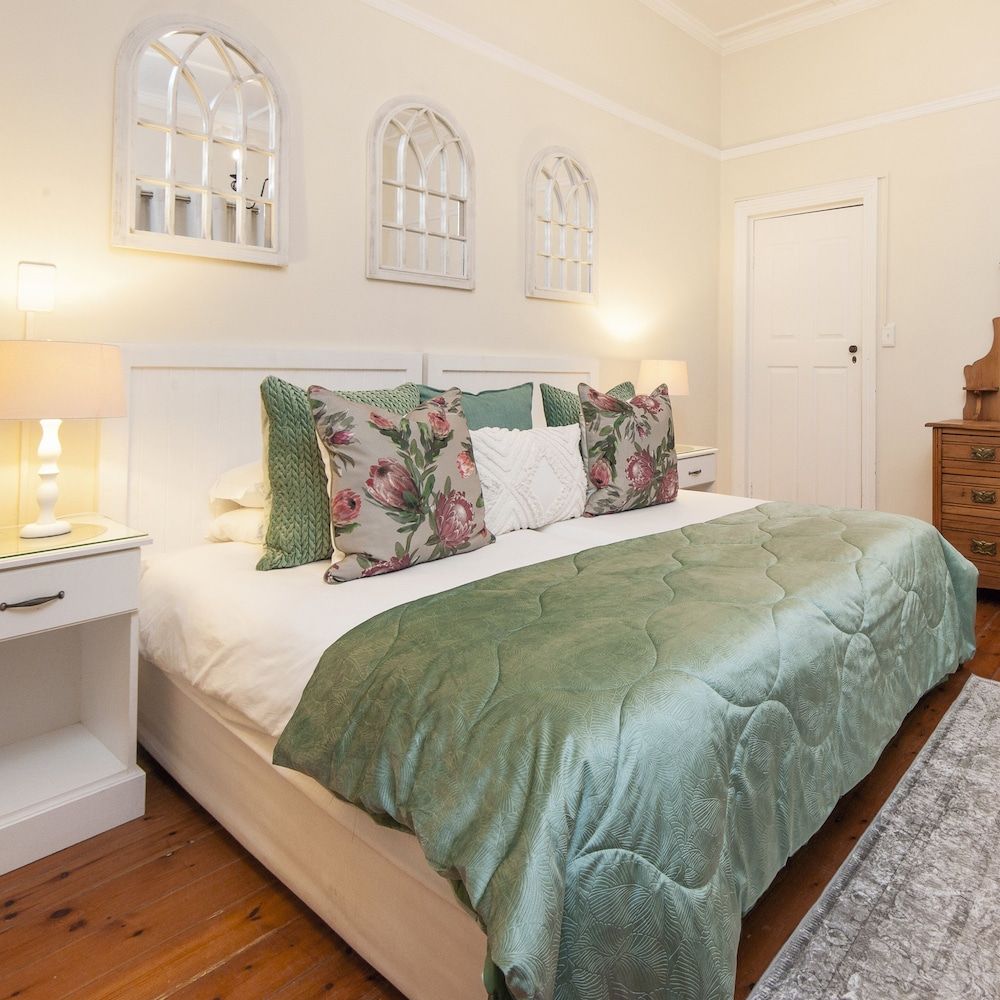 Cliff Cottage Double / Twin 3