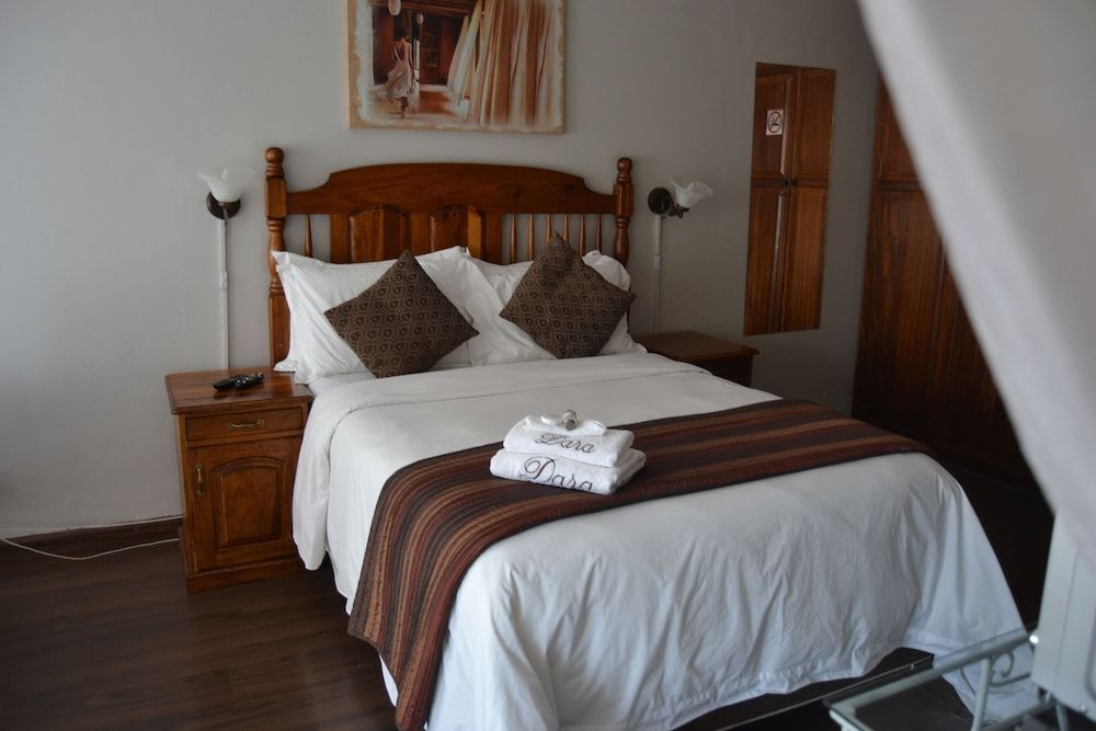 Dara Guest House Comfort Double Room, 1 Double Bed, Pool View