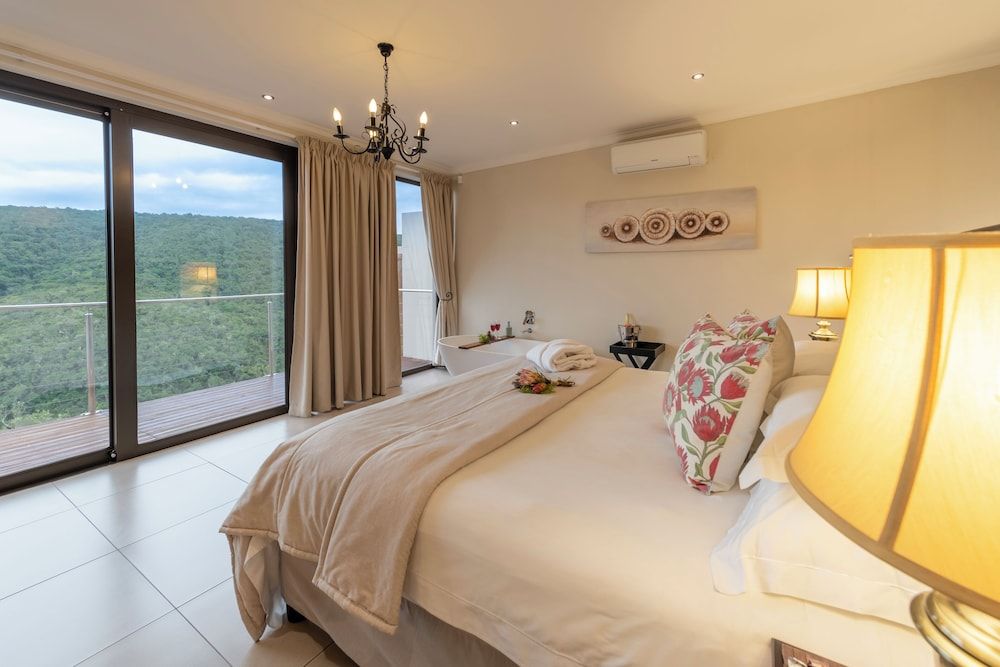 Alkantmooi Nature Reserve Keurkloof Units Honeymoon Apartment, 1 Bedroom, Non Smoking, Mountain View 3