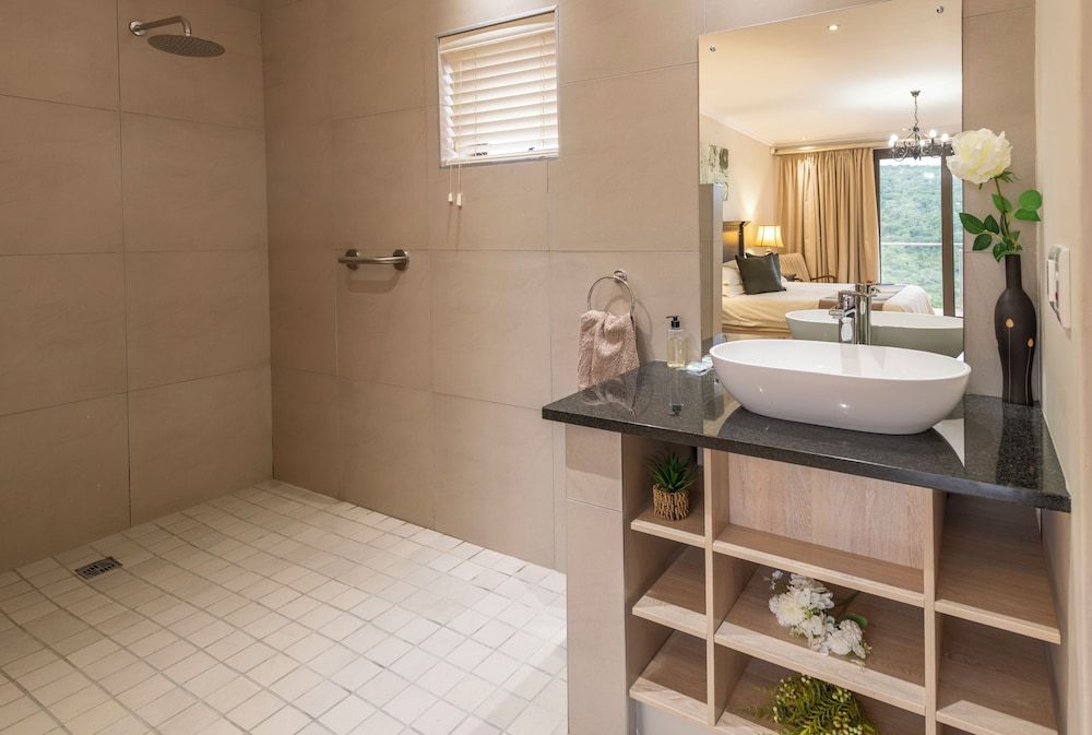 Alkantmooi Nature Reserve Keurkloof Units Deluxe Apartment, 2 Bedrooms 8