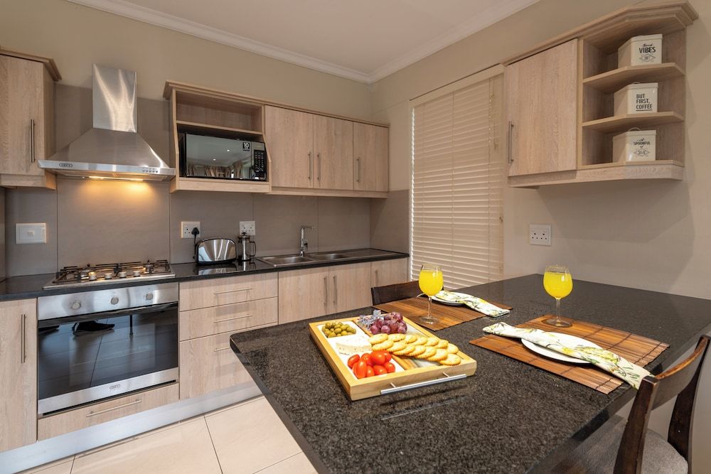 Alkantmooi Nature Reserve Keurkloof Units Honeymoon Apartment, 1 Bedroom, Non Smoking, Mountain View 8