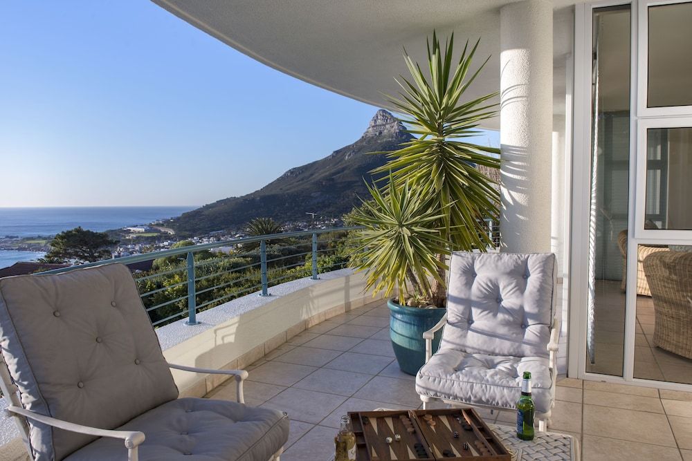 Bay Reflections - Luxury Serviced Apartments Luxury Apartment, 2 Bedrooms, Sea View, Mountainside 9
