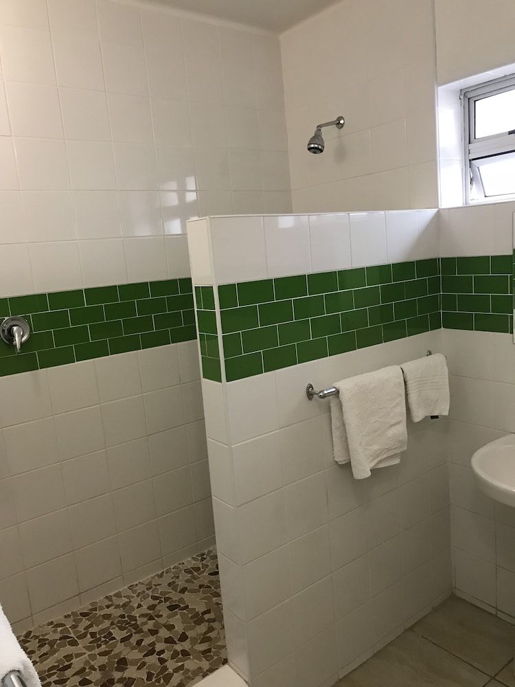 Troyeville Hotel Room 5 3