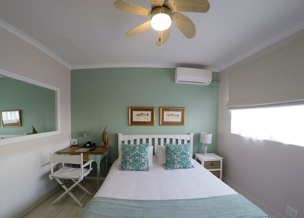Standard Single/Double Room with Air Con