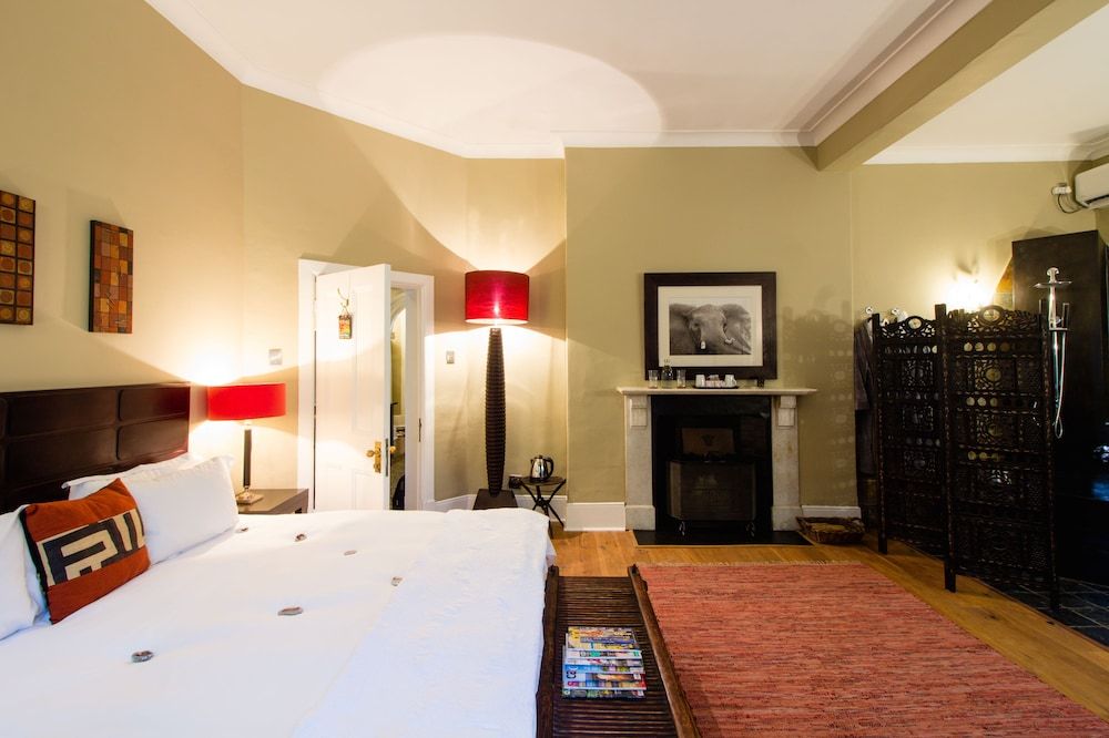 Jardin D'ébène Boutique Guesthouse Elephant King Size Room 2
