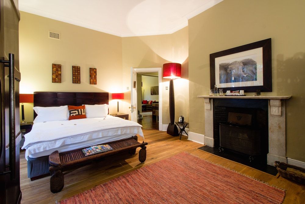 Jardin D'ébène Boutique Guesthouse Elephant King Size Room 3