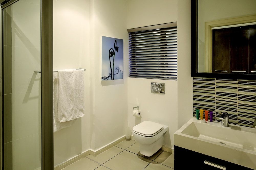 The Nicol Hotel and Apartments Standard Room 6