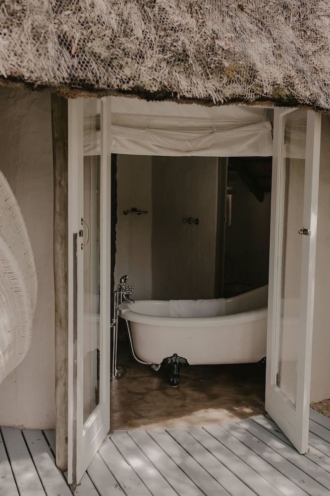 Qambathi Mountain Lodge Deluxe Suite (Garden) 9