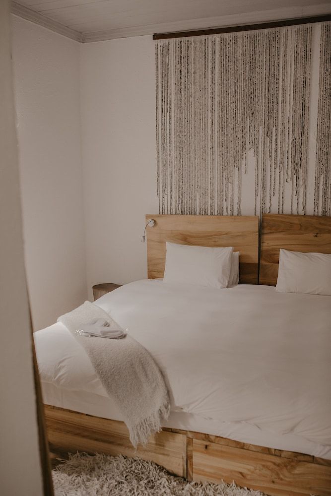 Qambathi Mountain Lodge Standard Double Room