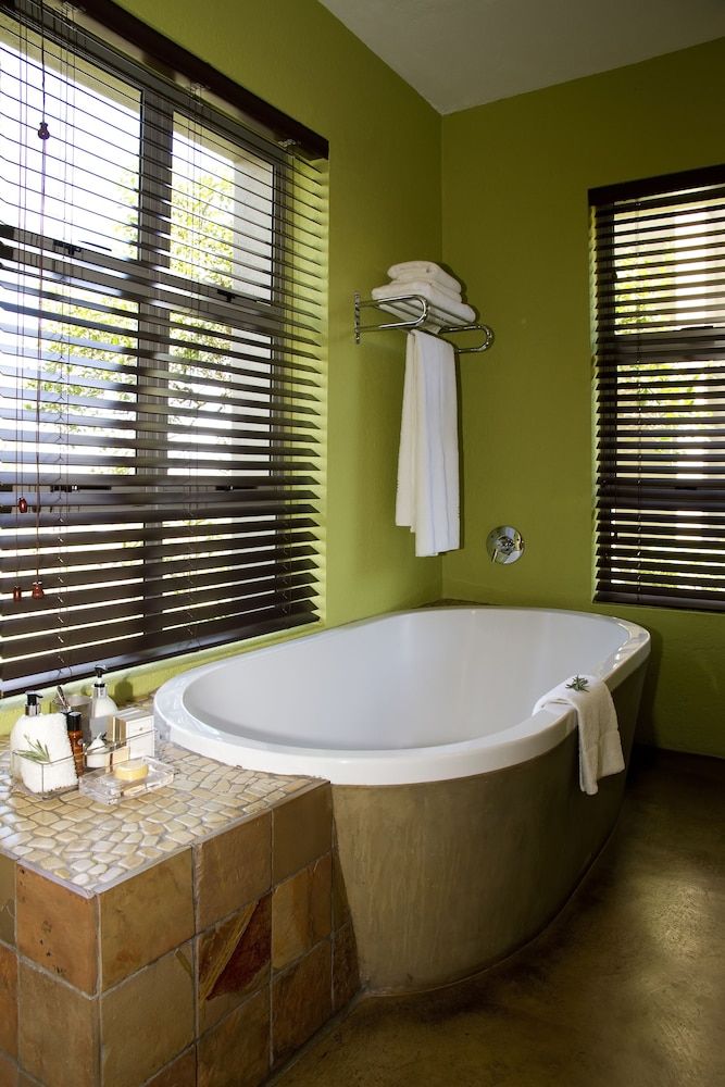 Francolin Lodge Executive Family (2) 6