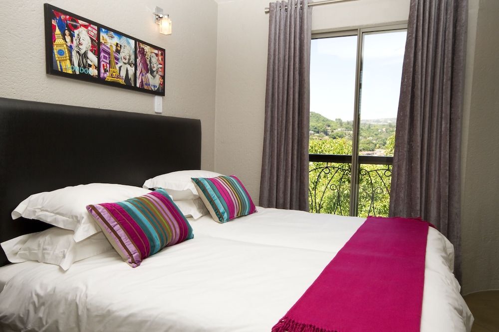 Francolin Lodge Executive Family (2) 2