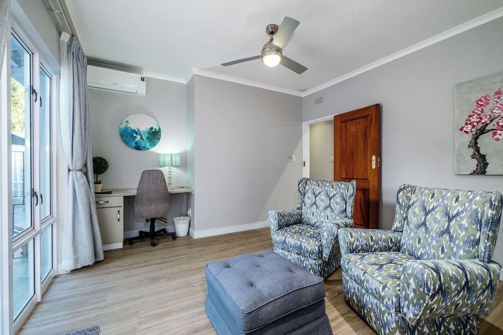 49 On Cherry Guesthouse Luxury Double Self Catering Suite 5