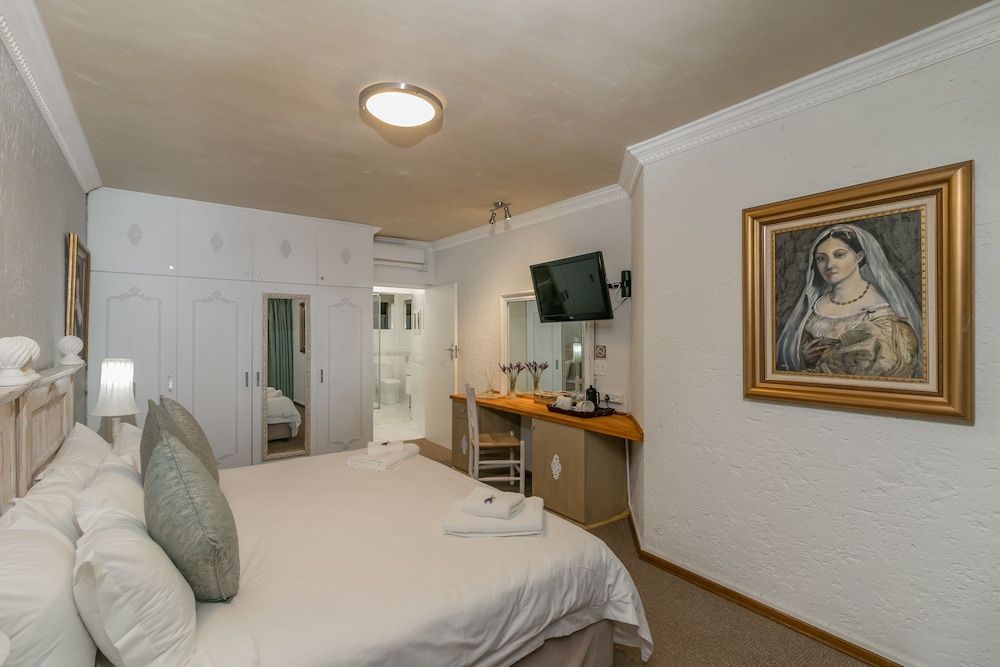 Room 4 - Standard