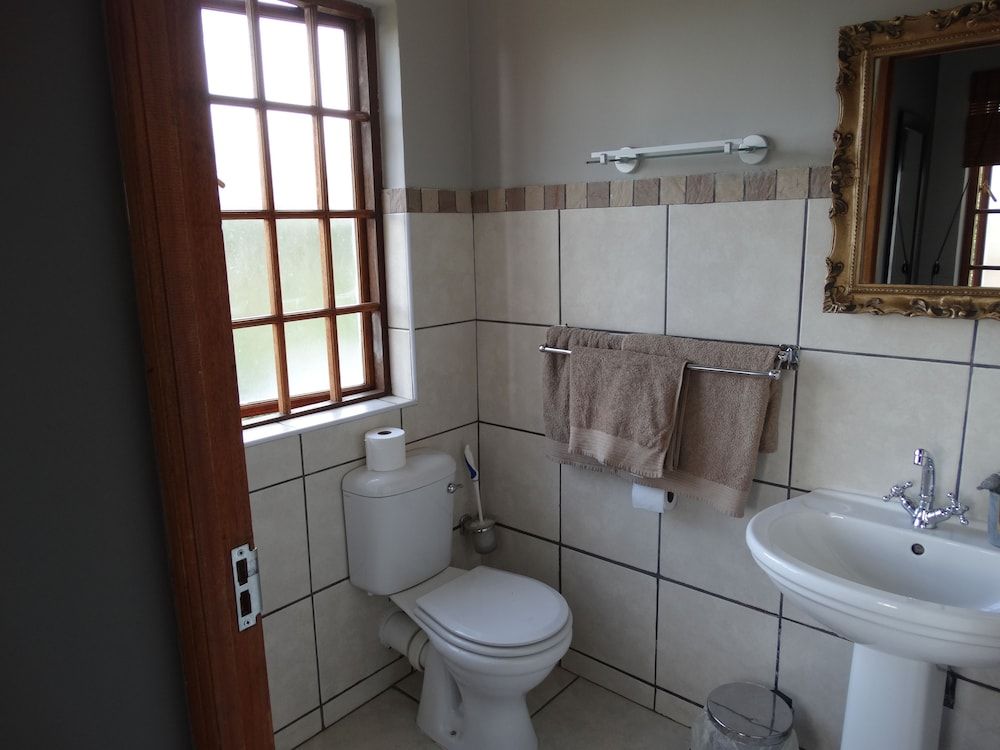 By the Way Guesthouse Pebble 5