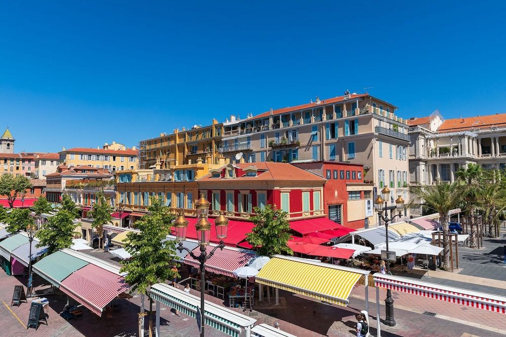 undefined Hotel Beau Rivage 5