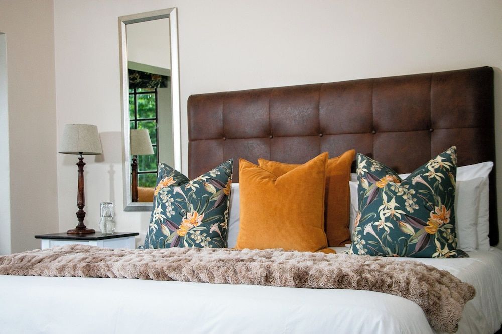 Rawdons Family Room, 2 Bedrooms 8