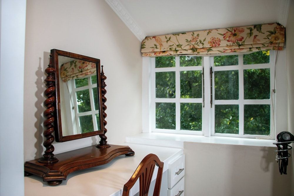 Rawdons Family Quadruple Room, 2 Bedrooms 3