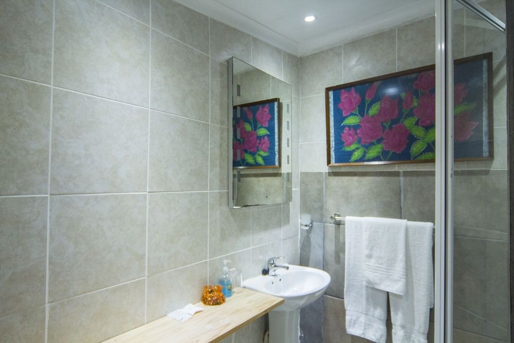 Matt's Rest B&B and Self Catering The Red Bishop 3