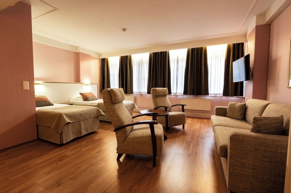 undefined Hotel Arthur